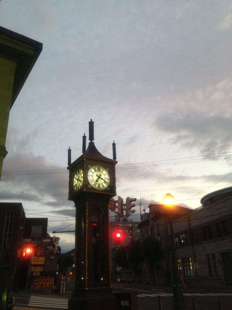 蒸気時計のノスタルジックな音色 オルゴール専門店 オルゴール堂